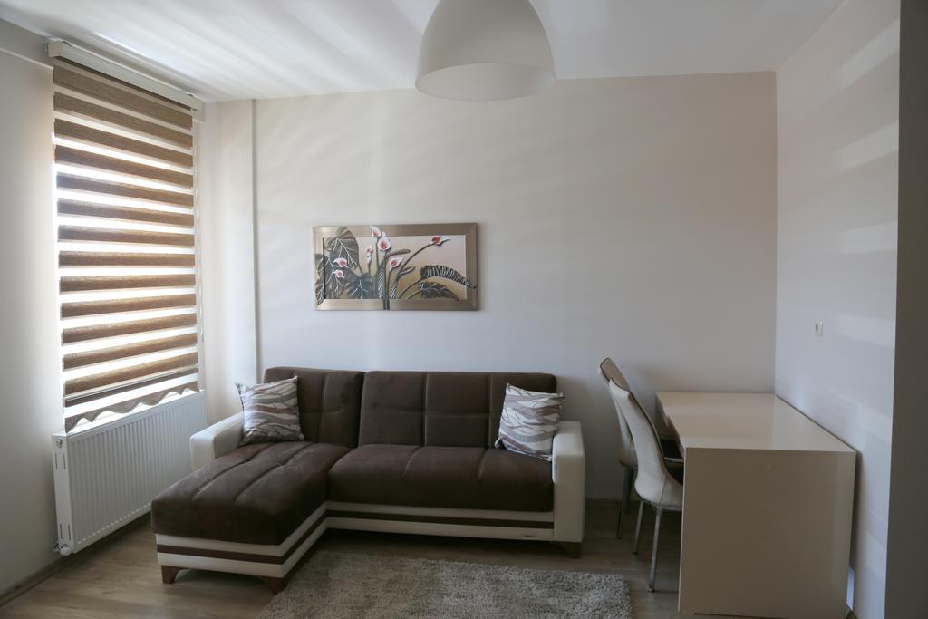 ウルギュップ Ozsoy Apartアパートホテル 部屋 写真